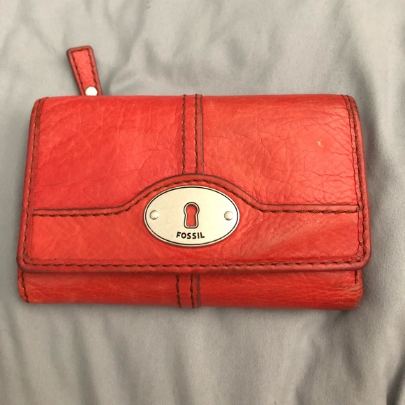Vintage Fossil Wallet - Picture 1 of 8